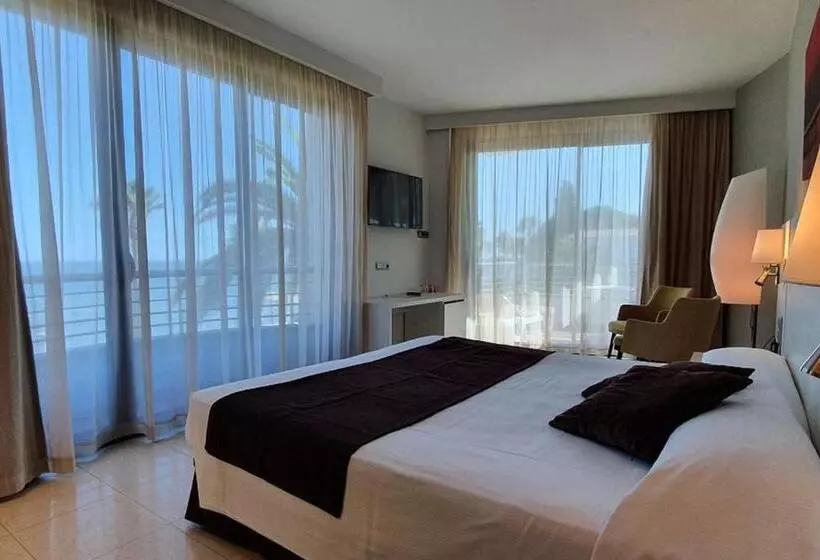 テラス付きジュニアスイート, Miami Mar