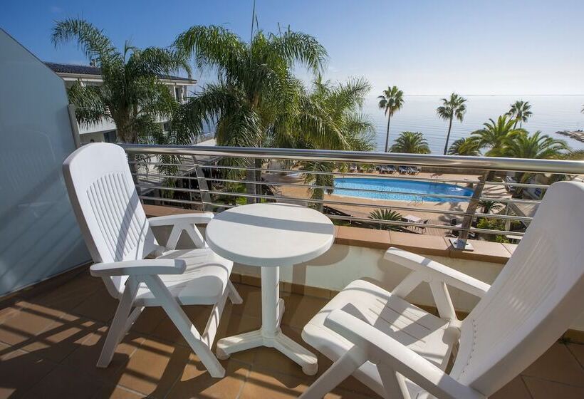 חדר סטנדרט נוף לים עם טרסה, Miami Mar