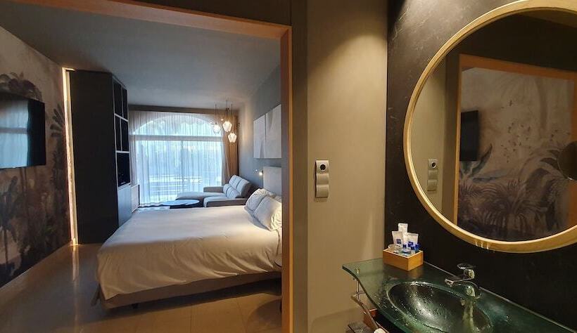 חדר פרמיום, Miami Mar