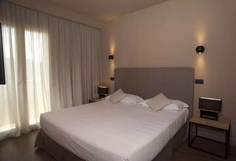 Comfort Kolmen Hengen Huone, Select Suites & Spa Apartments