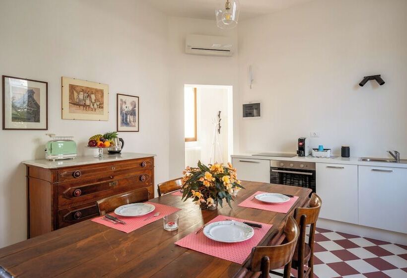 1ベッドルームのデラックスアパートメント, Select Suites & Spa Apartments