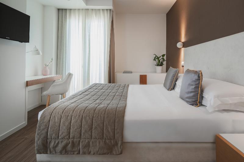 Люкс, Select Suites & Spa   Apartments