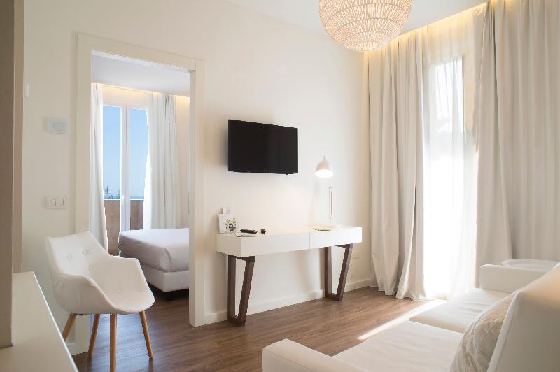 スイート, Select Suites & Spa Apartments