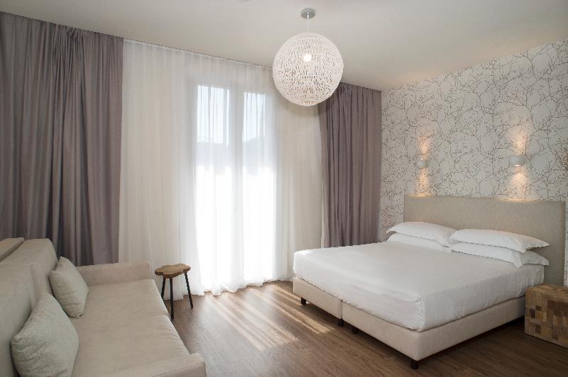 Люкс, Select Suites & Spa   Apartments