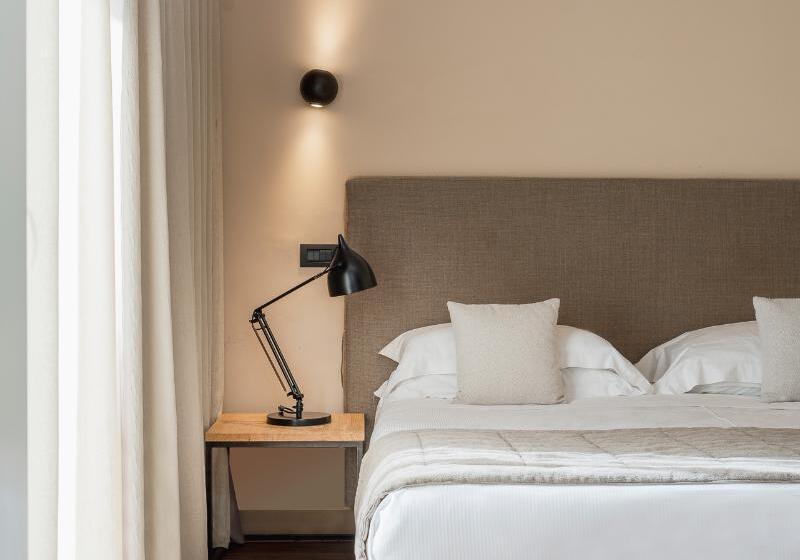 スイート, Select Suites & Spa Apartments