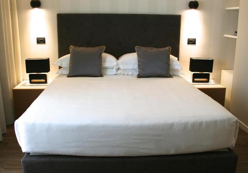 スイート, Select Suites & Spa Apartments