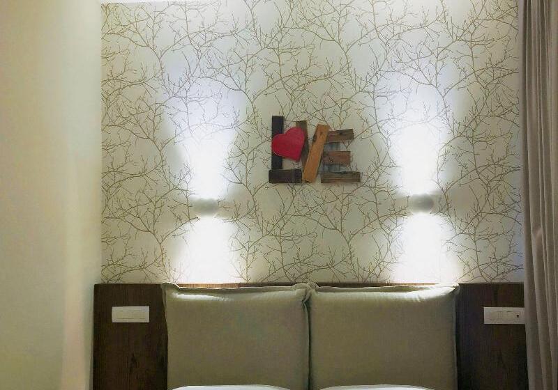 エコノミールーム, Select Suites & Spa Apartments