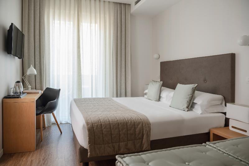 Трехместный Номер Комфорт, Select Suites & Spa   Apartments