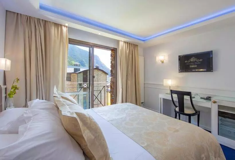 اتاق استاندارد با چشم‌انداز کوهستان, Princesa Parc Excellence
