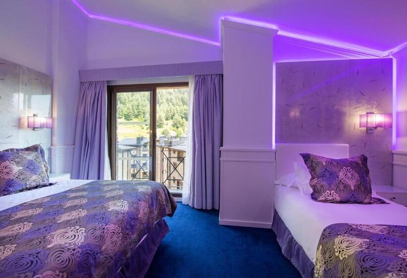 اتاق استاندارد سه نفره, Princesa Parc Excellence