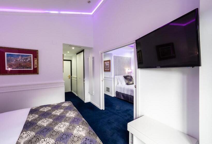 اتاق استاندارد سه نفره, Princesa Parc Excellence