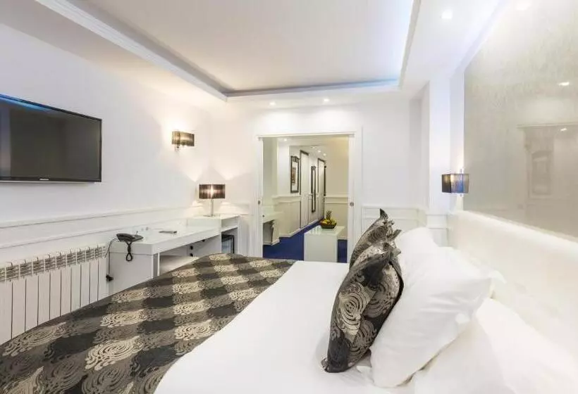سوییت با چشم‌انداز کوه, Princesa Parc Excellence