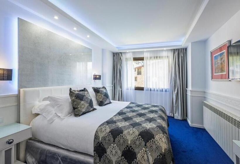 سوییت با چشمانداز کوه, Princesa Parc Excellence