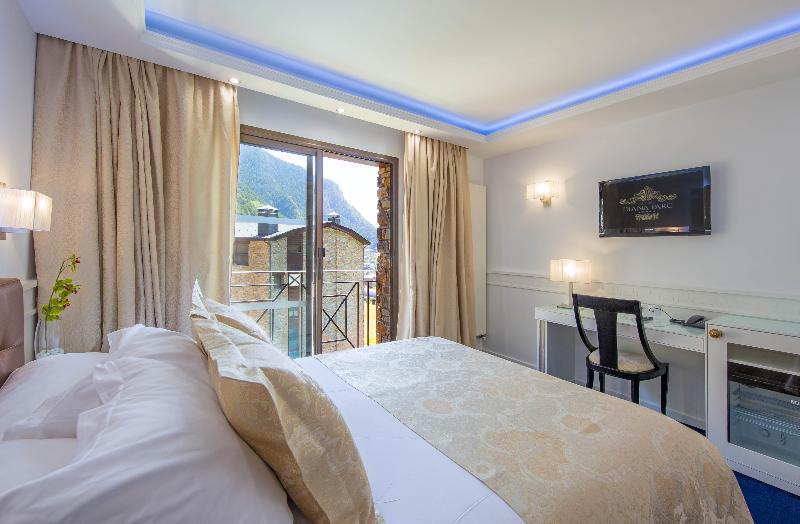 اتاق استاندارد با چشم‌انداز کوهستان, Princesa Parc Excellence