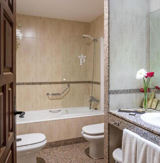 Номер Стандарт, Parador De Monforte De Lemos