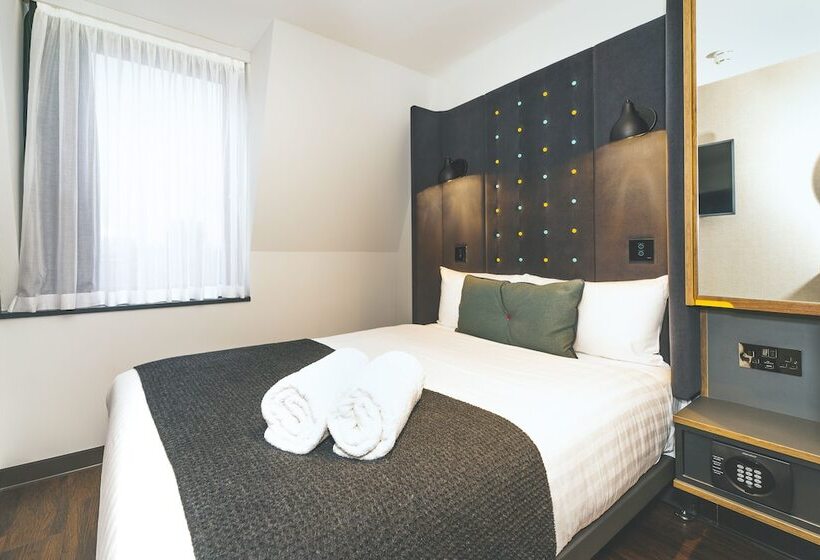 Номер Стандарт, Point A London Liverpool Street