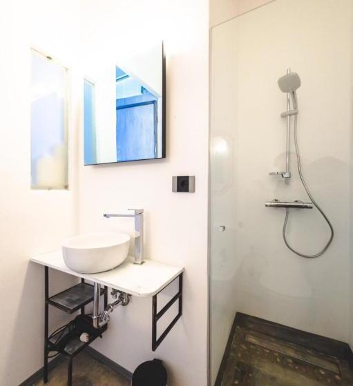 اتاق استاندارد, A Casa B&b