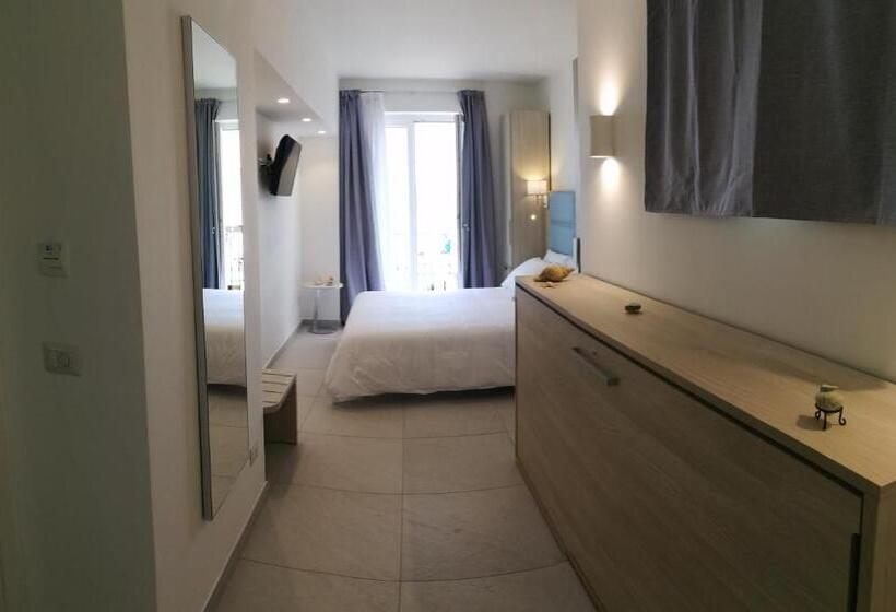 Номер Стандарт Вид на Море, Vento Di Mare