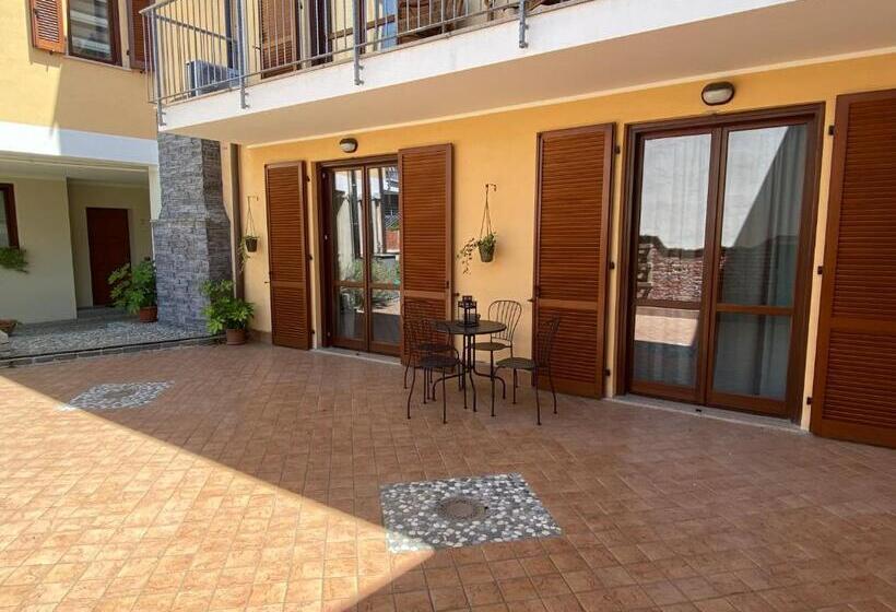 غرفة قياسية رباعية, La Chiocciola