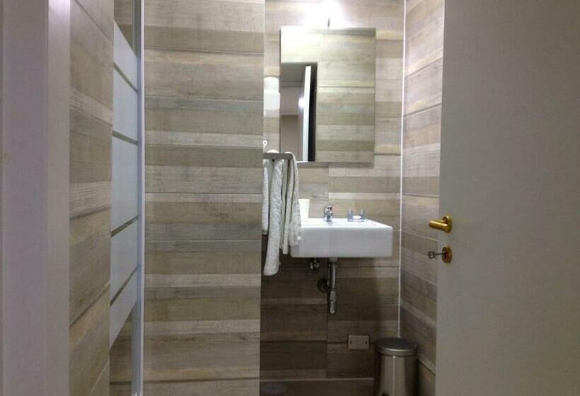 اتاق استاندارد, Napoli Centro