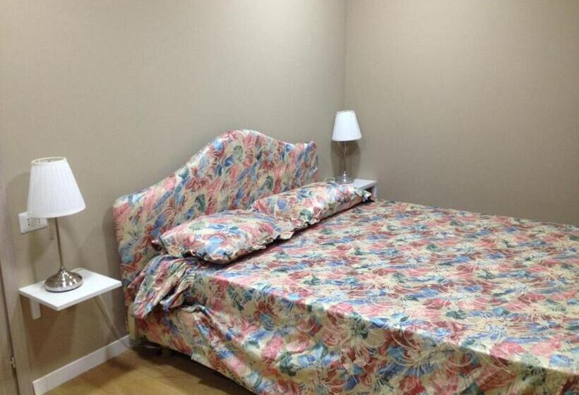 اتاق استاندارد, Napoli Centro