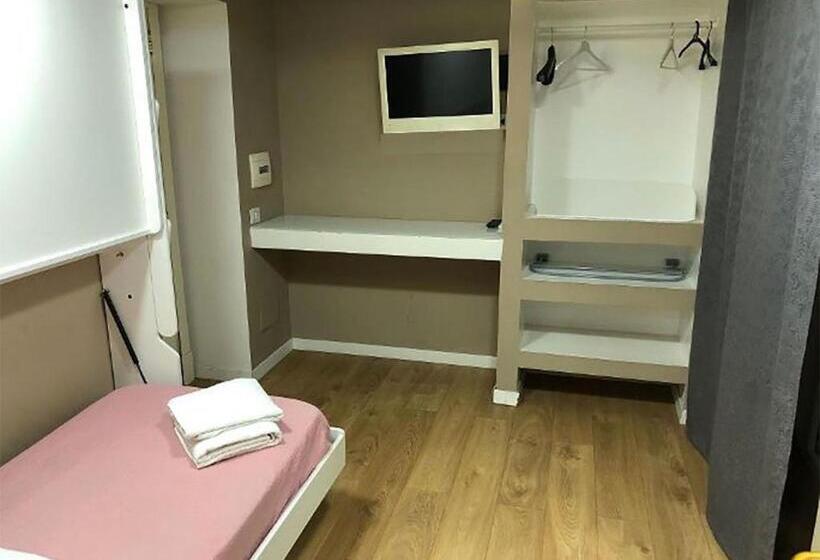 اتاق استاندارد, Napoli Centro