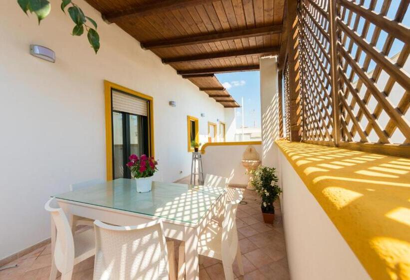 جناح غرفتين نوم, B&b Li Tarici