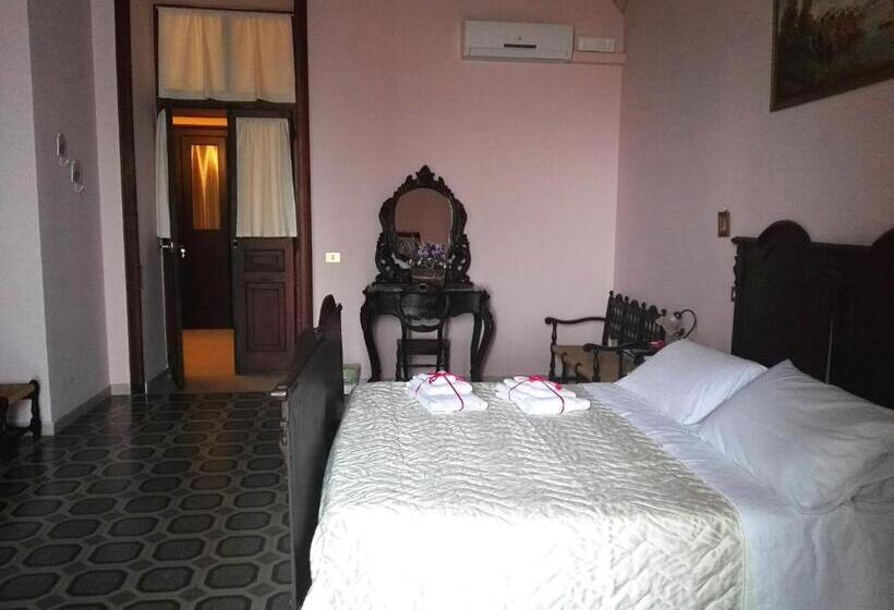 带大床的标准间, Domus Cicerone