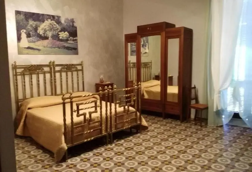 景色の見えるスタンダード４人部屋, Domus Cicerone