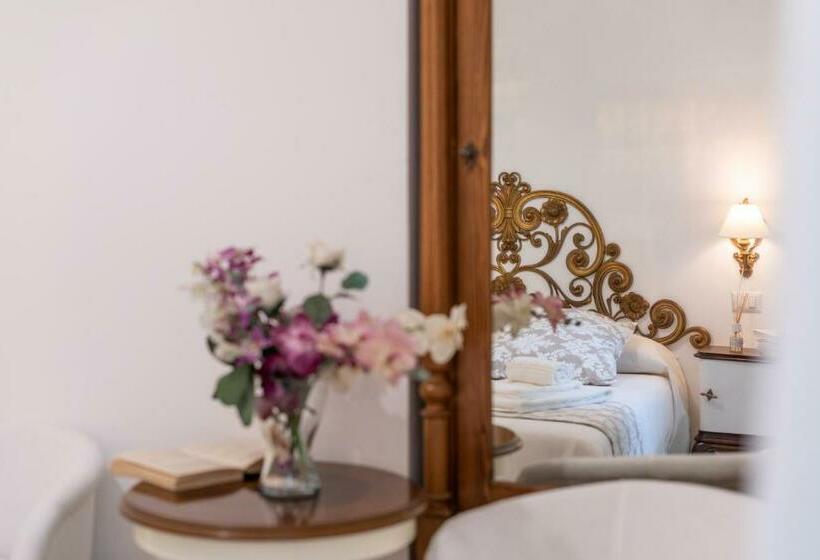 اتاق استاندارد با بالکن, B&b Toma Street