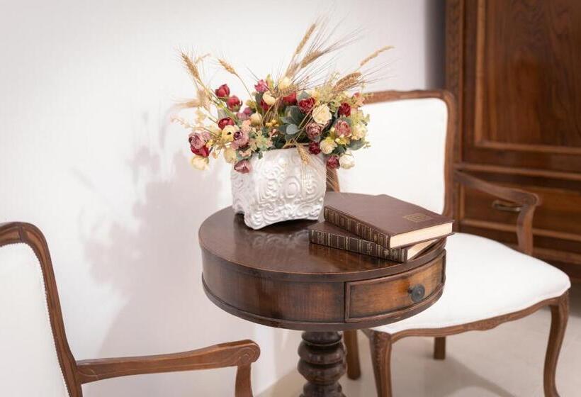 اتاق سوپریور, B&b Toma Street