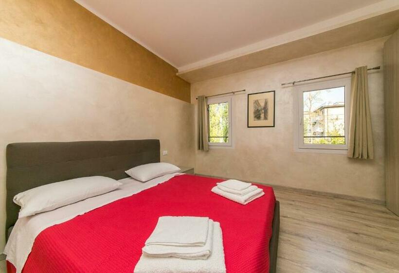 اتاق لوکس, Red Lion Guest House