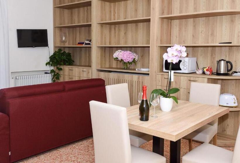 דירת חדר עם טרסה, La Piccola Bellagio