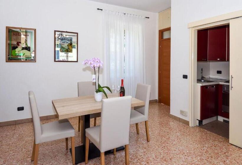 דירת חדר עם טרסה, La Piccola Bellagio