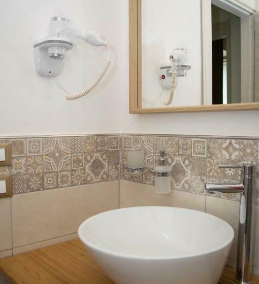 스탠다드 트리플 룸, Domus Linda B&b