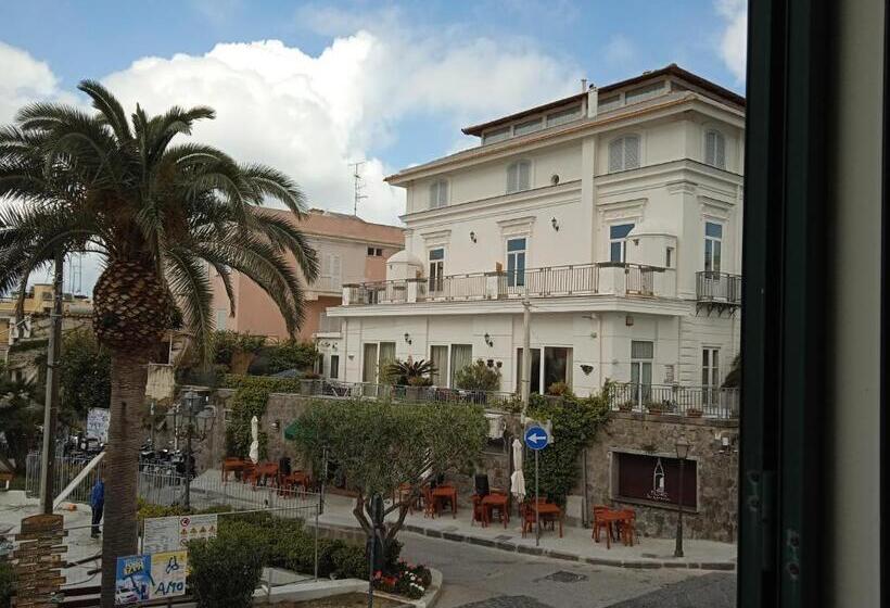 스탠다드 트리플 룸, Domus Linda B&b