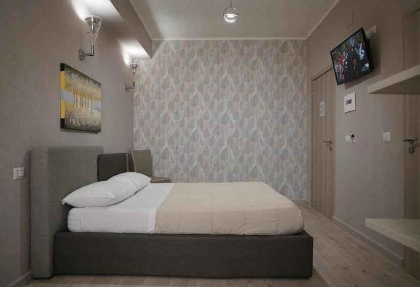 اتاق استاندارد چهار تخته, Nitto House