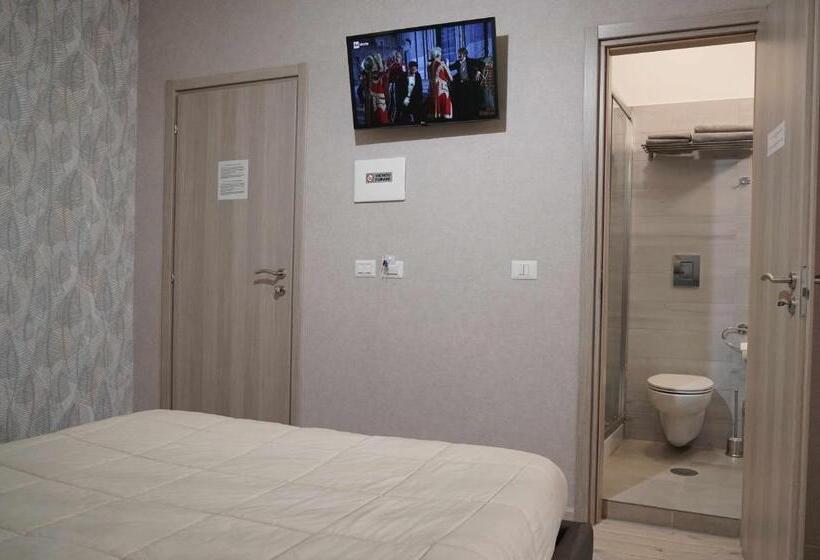 اتاق استاندارد چهار تخته, Nitto House