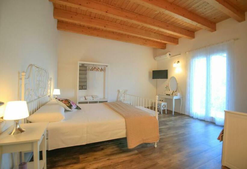 Четырехместный Номер Стандарт, B&b Dimora Rossipinti