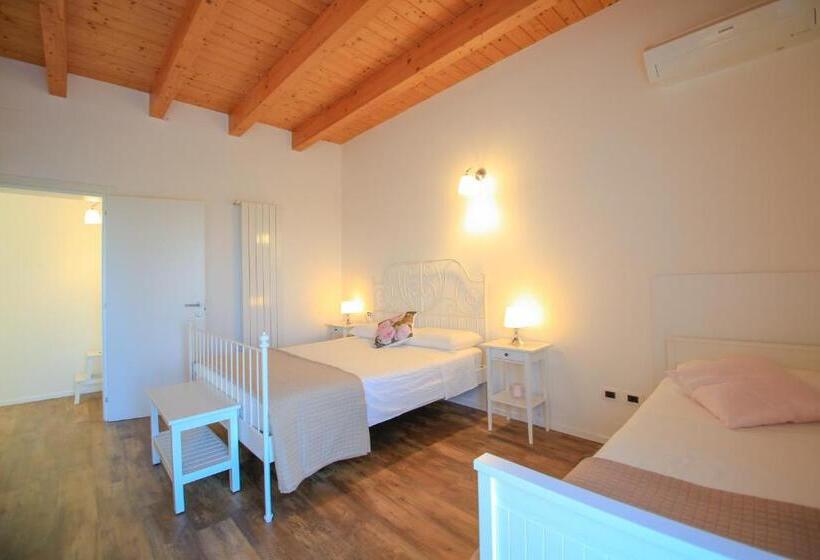 Номер Стандарт Трехместный, B&b Dimora Rossipinti