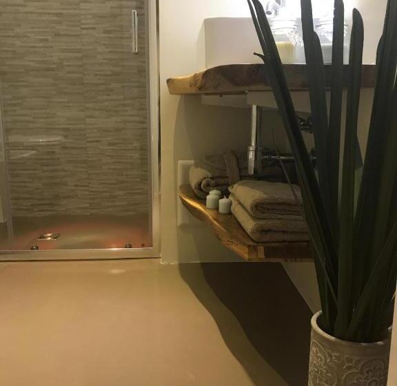 Standardzimmer, Edera E Camelie