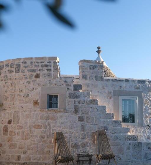 اتاق لوکس, Regina Di Ulivi