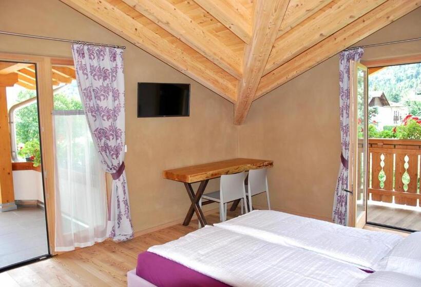 غرفة ديلوكس مزودة بشرفة, B&b Dalla Fattoria Della Patty