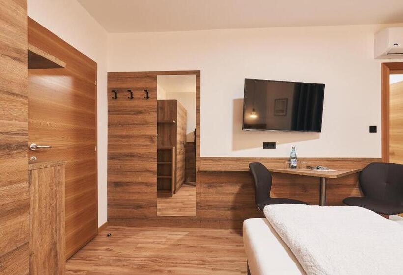 חדר דלוקס עם מרפסת, Pension Sunnhofer