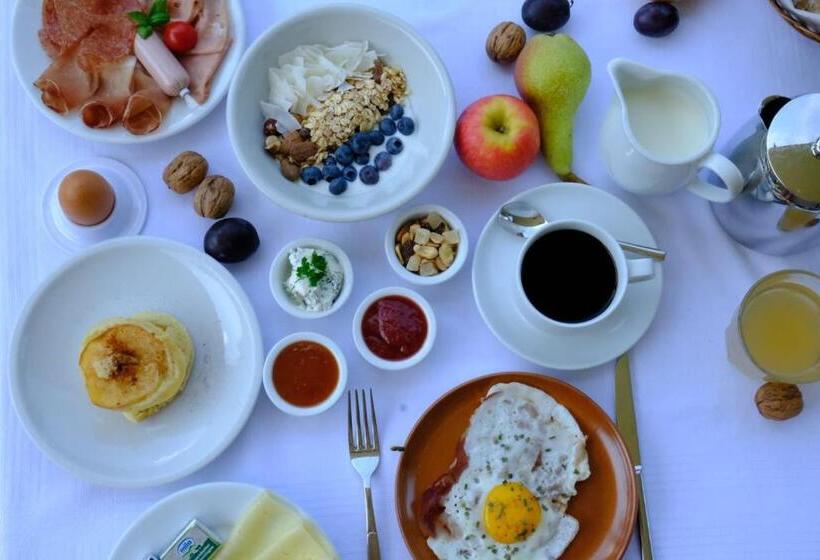 חדר סטנדרט נוף להרים, Pension Sunnhofer