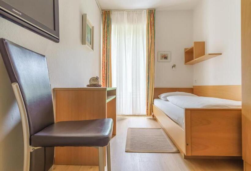 חדר סטנדרט יחיד עם מרפסת, Pension Sunnhofer