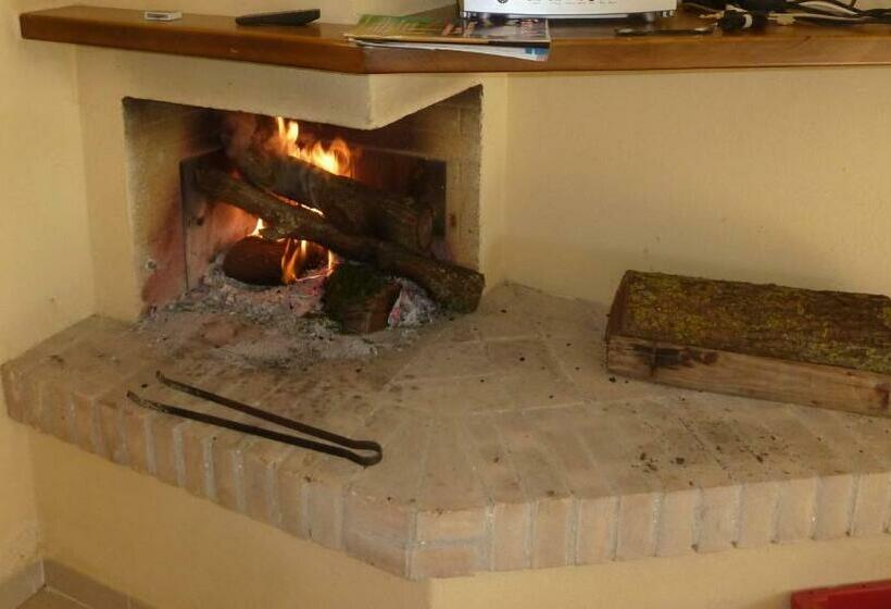 דירת חדר, La Fortezza Alta