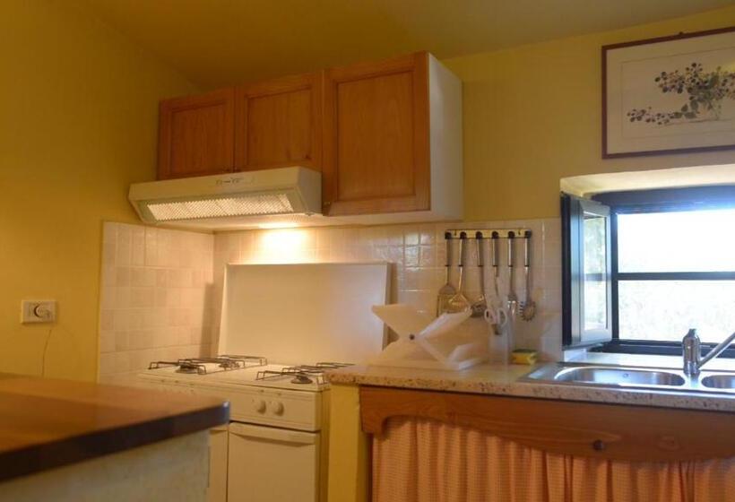 דירת חדר, La Fortezza Alta