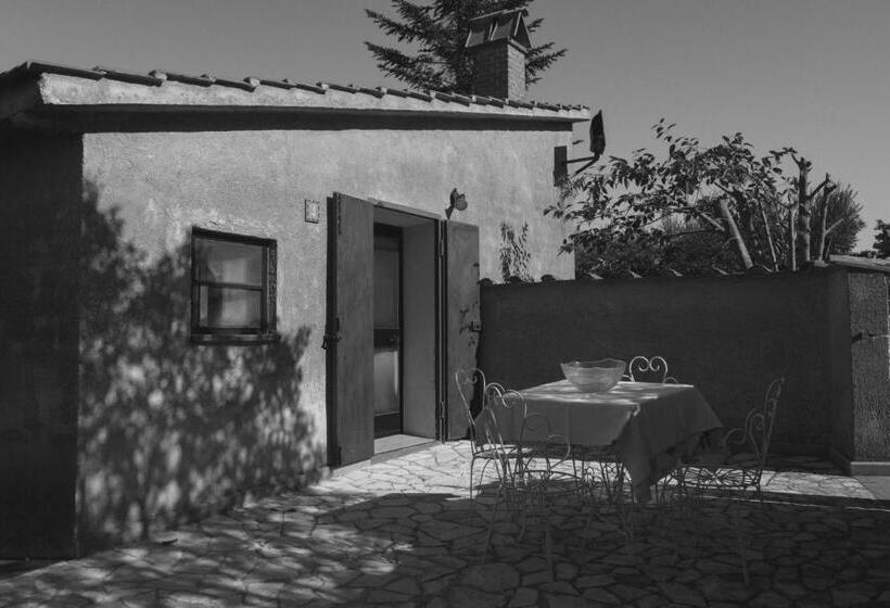 דירת חדר, La Fortezza Alta