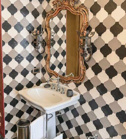 غرفة ديلوكس, Cineapollo  Ogni Camera Un Film!